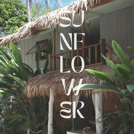 Sunflower Guesthouse And Animal Rescue - Koh Lipe Exterior foto