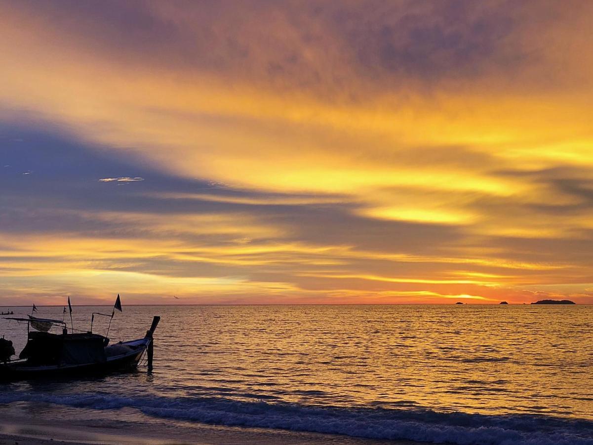 Sunflower Guesthouse And Animal Rescue - Koh Lipe Exterior foto